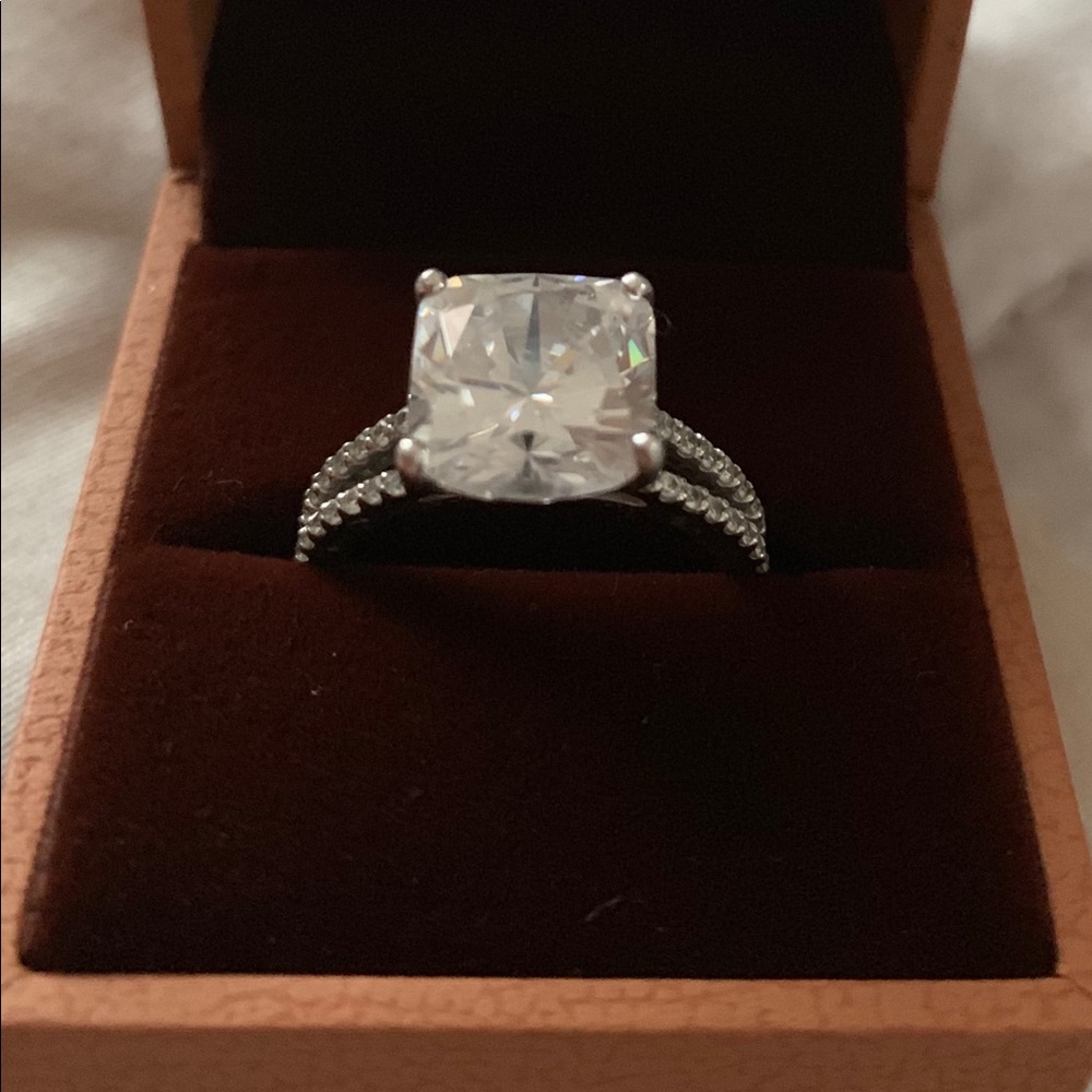 ❤️5ct Diamonique ring